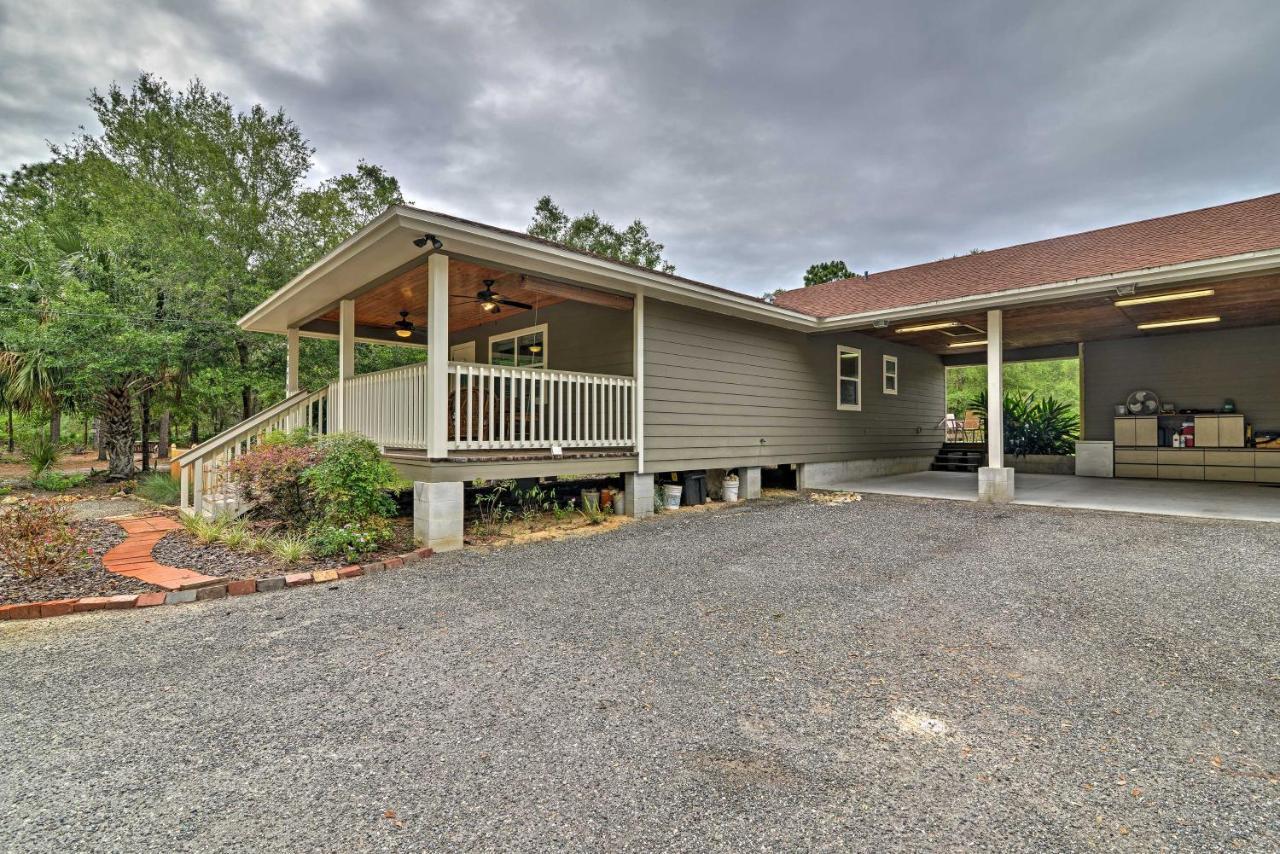 Crystal River Cottage On 1 Acre With Deck And Porch! Yankeetown Bagian luar foto